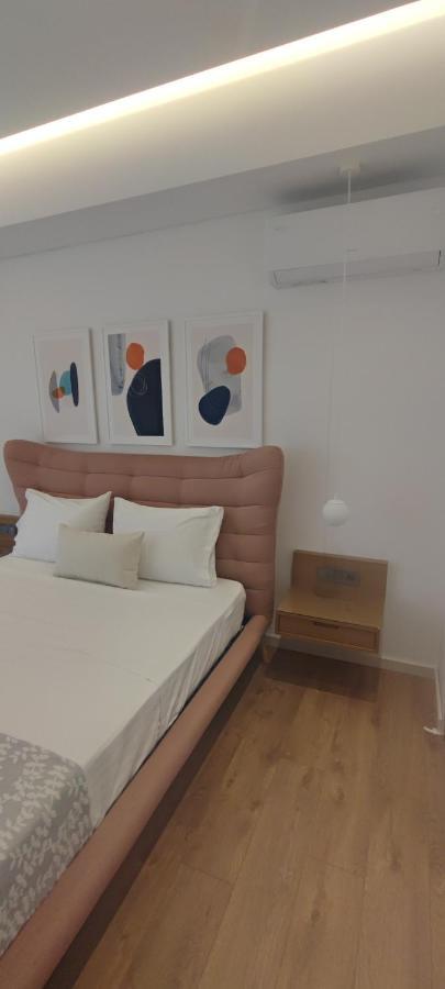 Rustemi Aparthotel Sarandë Exteriör bild